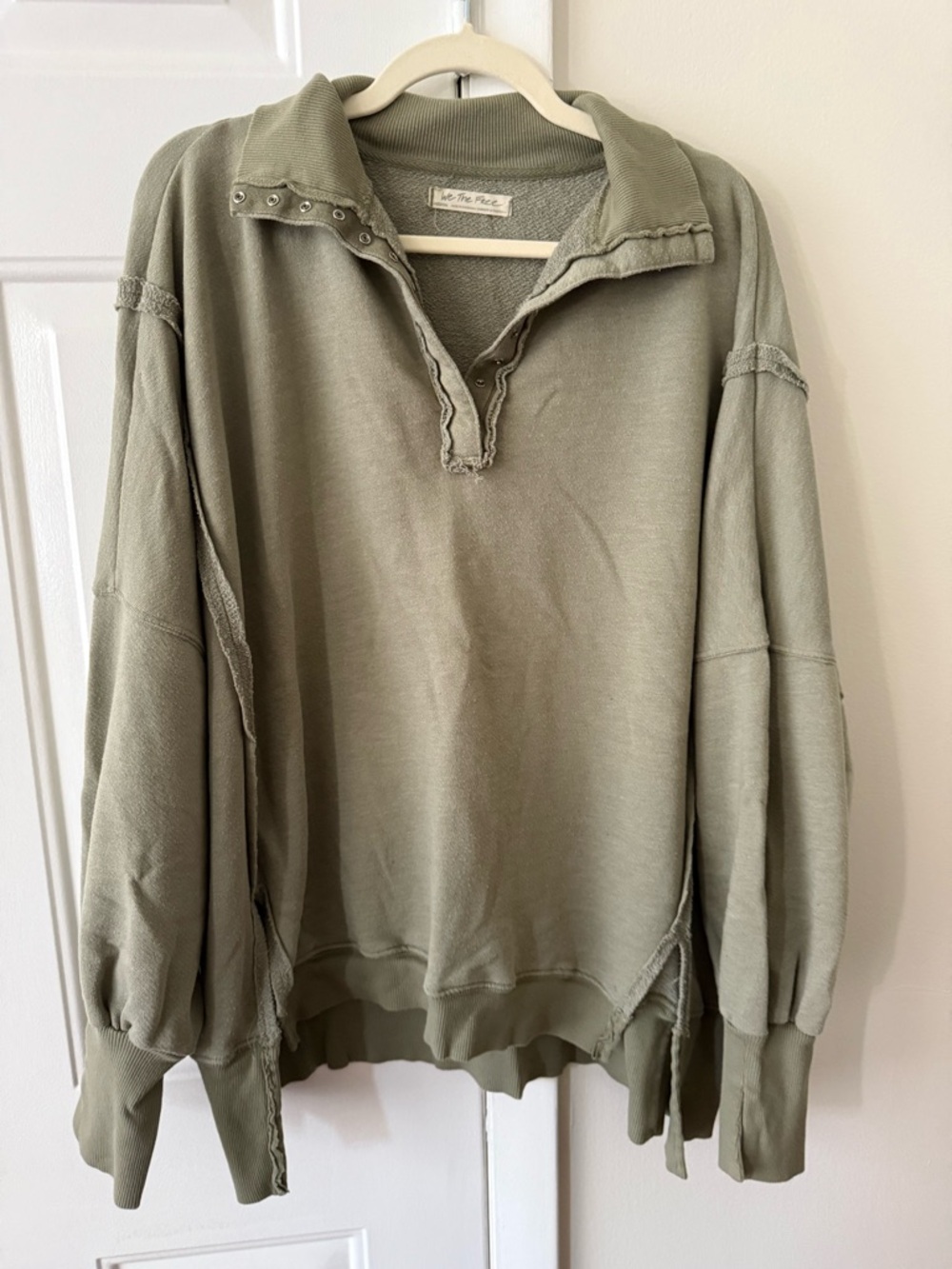 Camden Henley sweatshirt